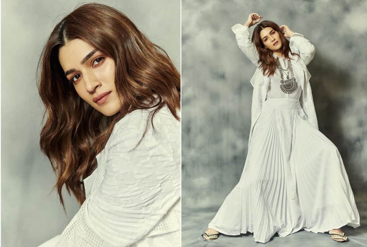 Kriti Sanon Play Sita in Prabhas Adipurush Saif Ali Khan as Lankesh