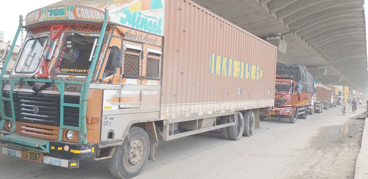 Highway jammed after two days of detentionwo days of detention