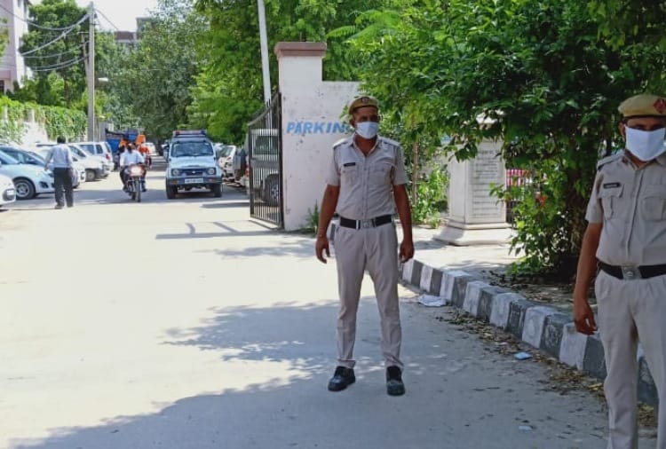 Seven policemen including SI suspended in Rohtak, Haryana