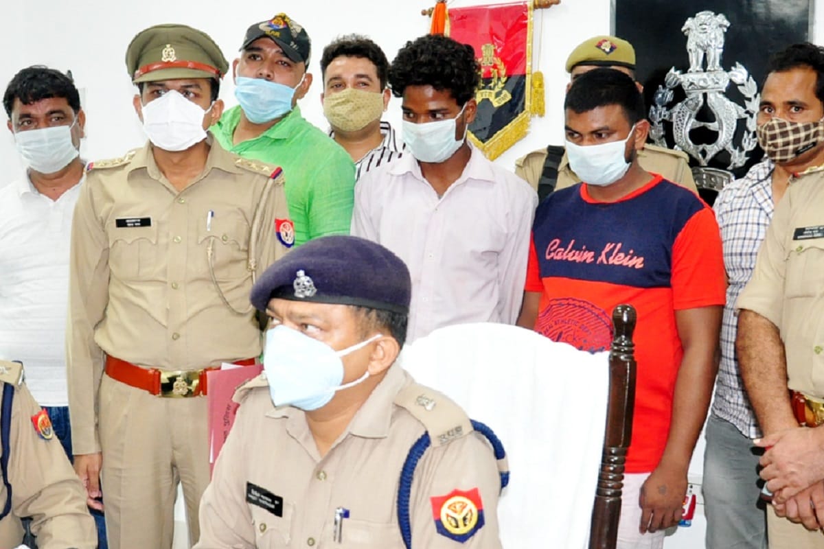 UP Crime News: Police have revealed that the daughter had murdered by maternal uncle after mother was planing in Saharanpur