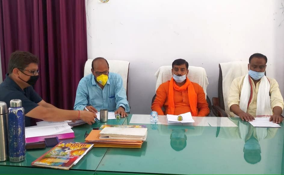 8 nirmad work pass