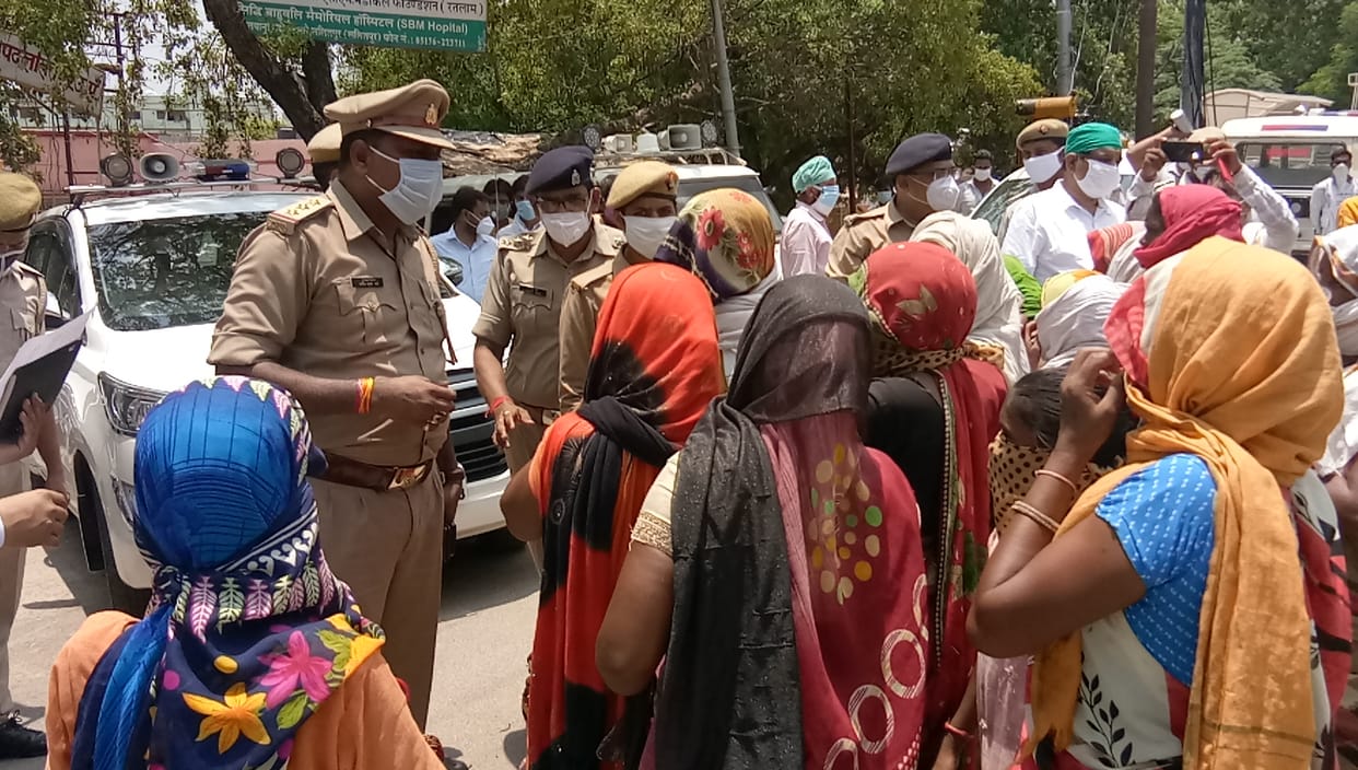 Women hungama for enleggal field capture