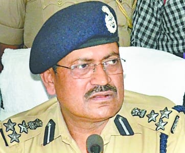 Stain on uniform: corruption in Bareilly range is less than one percent