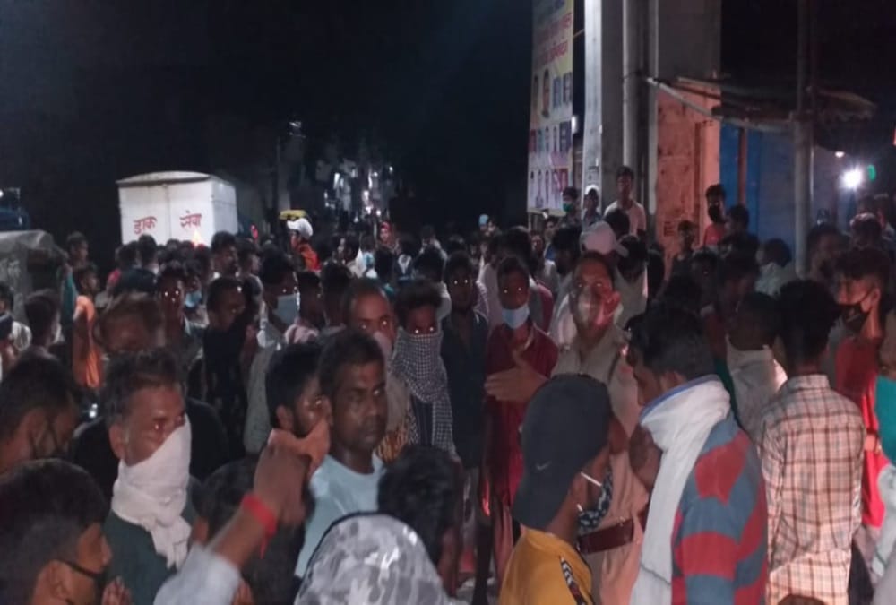 Uttarakhand: Ruckus in Rudrapur, Villagers Stone pelting on police, Photos