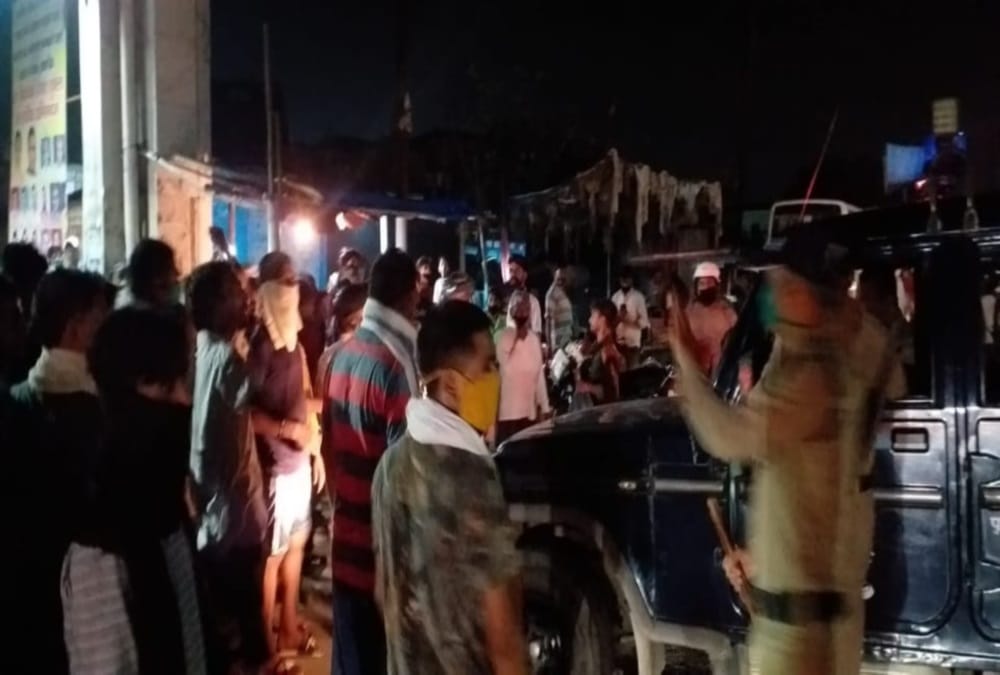 Uttarakhand: Ruckus in Rudrapur, Villagers Stone pelting on police, Photos
