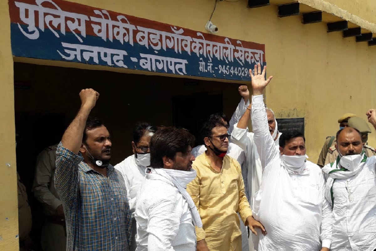 Congress leader going to Baghpat in custody, case against nine including former minister