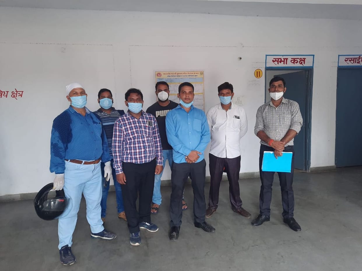 Irregular duty lab technician stricken, memorandum to CMO