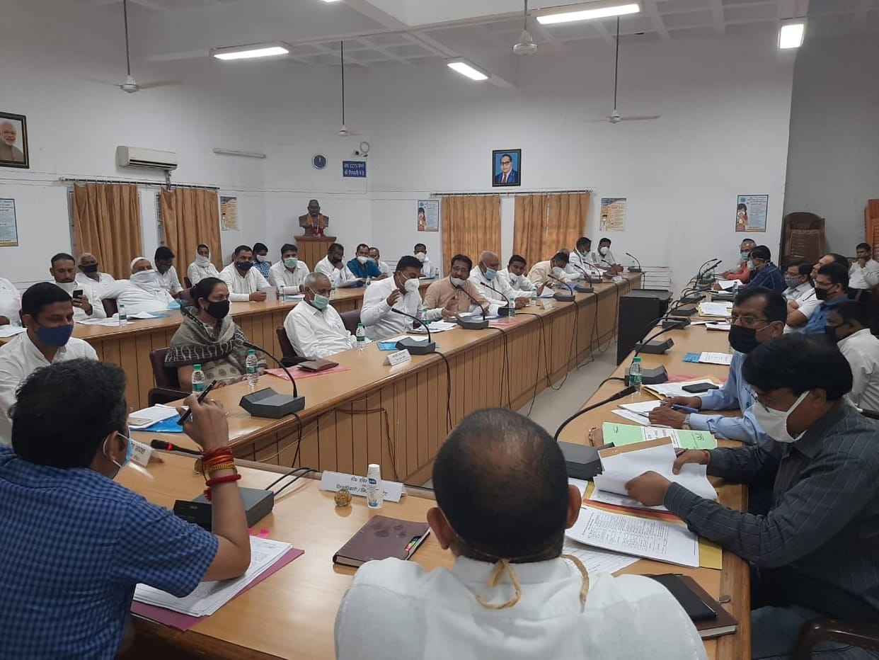 If the budget is not received, we will boycott the meeting of August 10