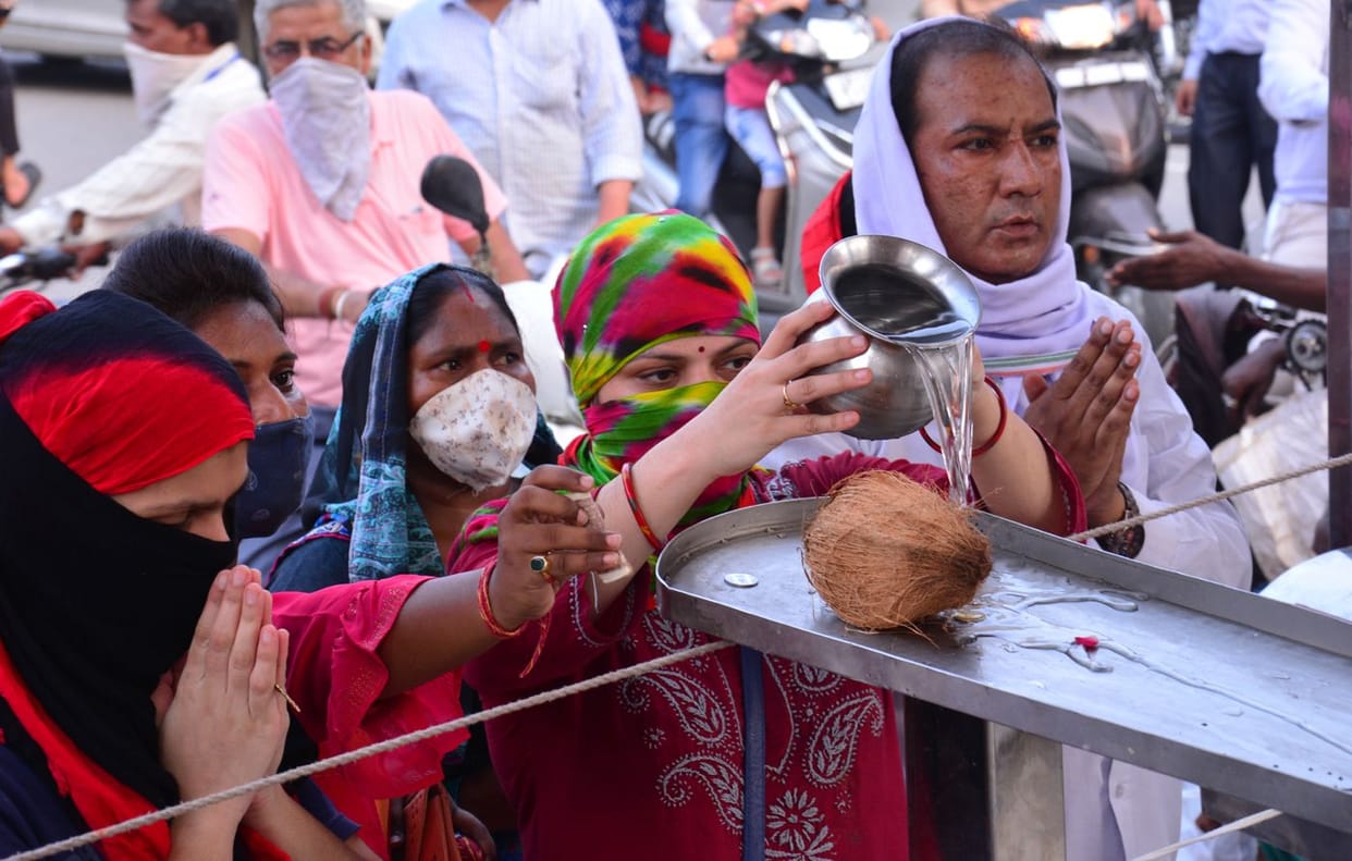 Jalabhishek in temples on the fourth Monday of Sawan