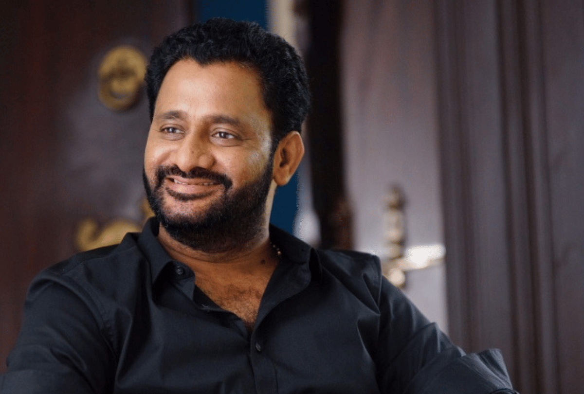 kangana ranaut supports oscar winner resul pookutty and asks pmo for any help
