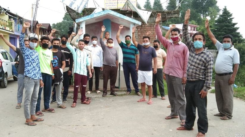 Villagers angry over giving connection to other villages with Pulhindola drinking water scheme