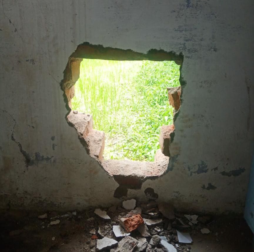 Piracy attempt at Central Bank's Pindara branch