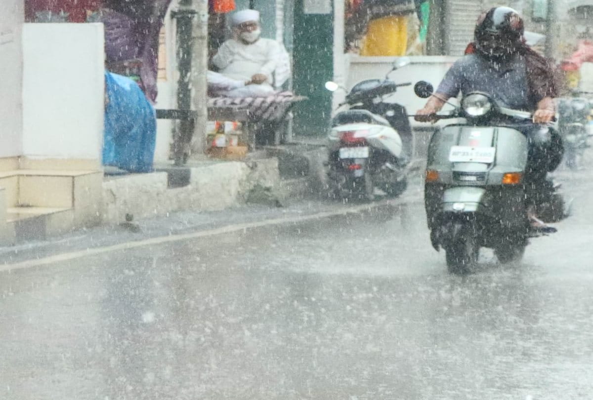 Weather update today in hindi: may be rain heavily, yamunotri highway blocked