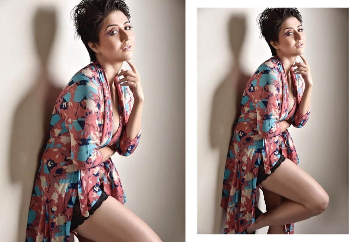 dil bechara sanjana sanghi mother role swastika mukherjee glamorous look