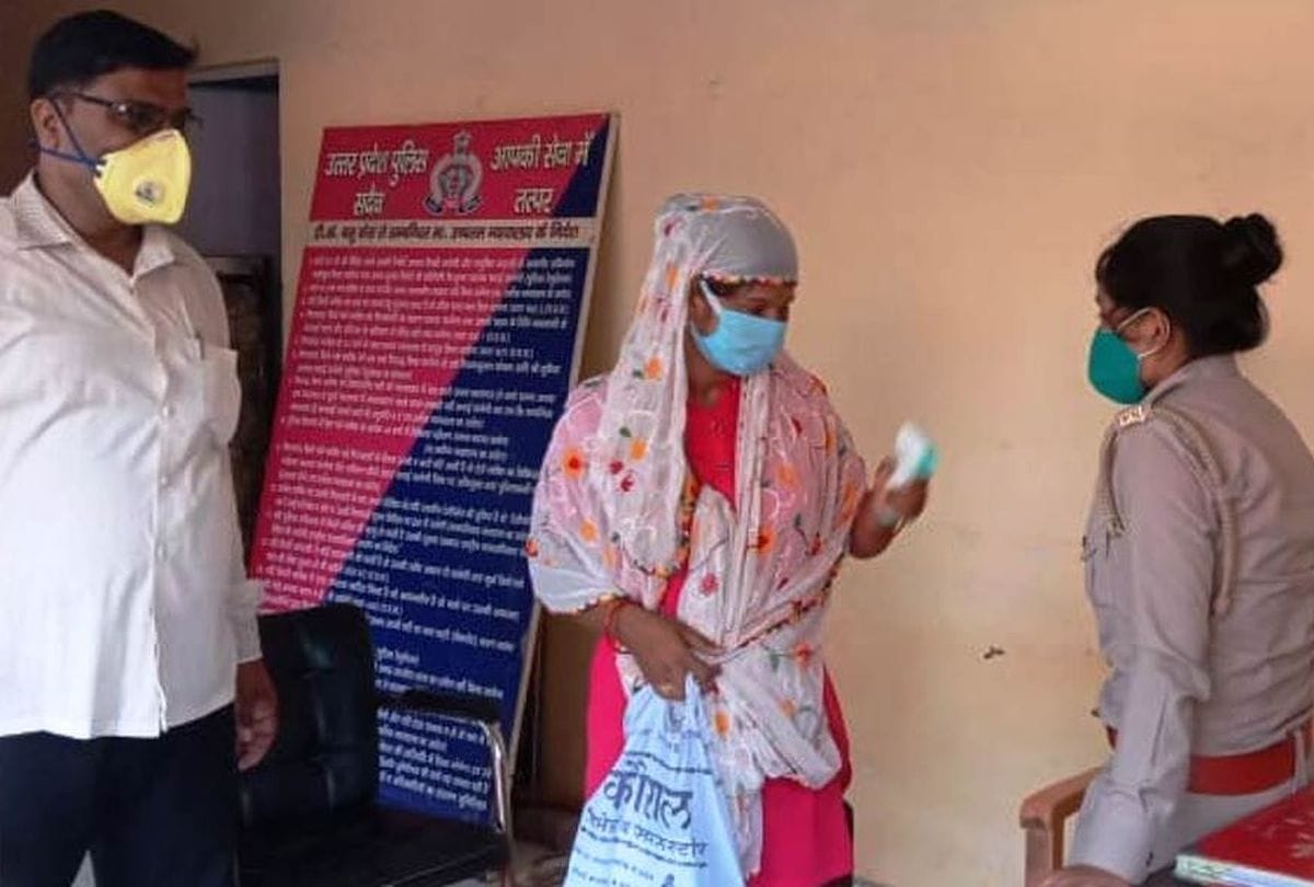 Corona Virus Infection Seven Family Members Positive In Tundla 22 Covid Patients Today