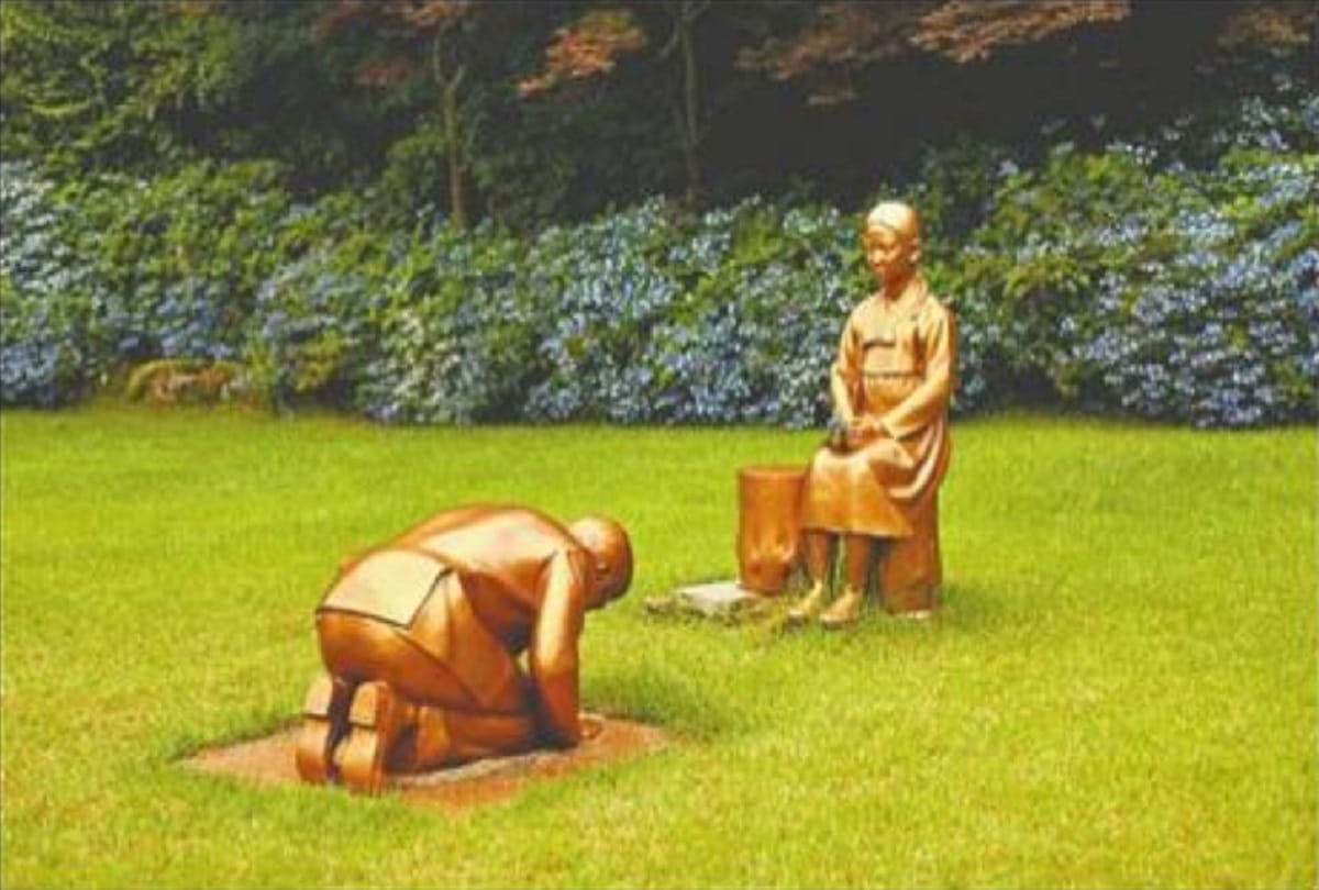Conflict in South Korea and Japan with kneeling idols in front of Sexual slave girl 