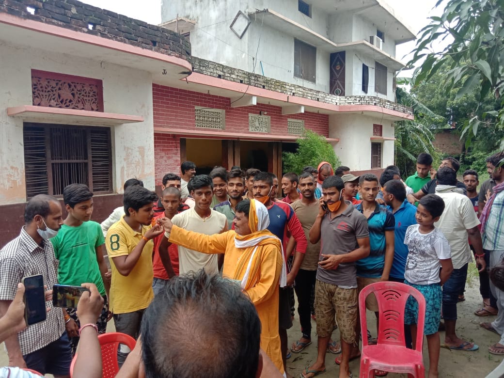 Celebration in the village of Ballia district of Wing Commander Manish