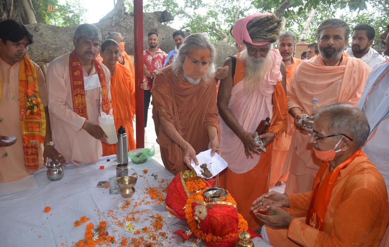 Shuktirtha's soil for construction of Shriram temple