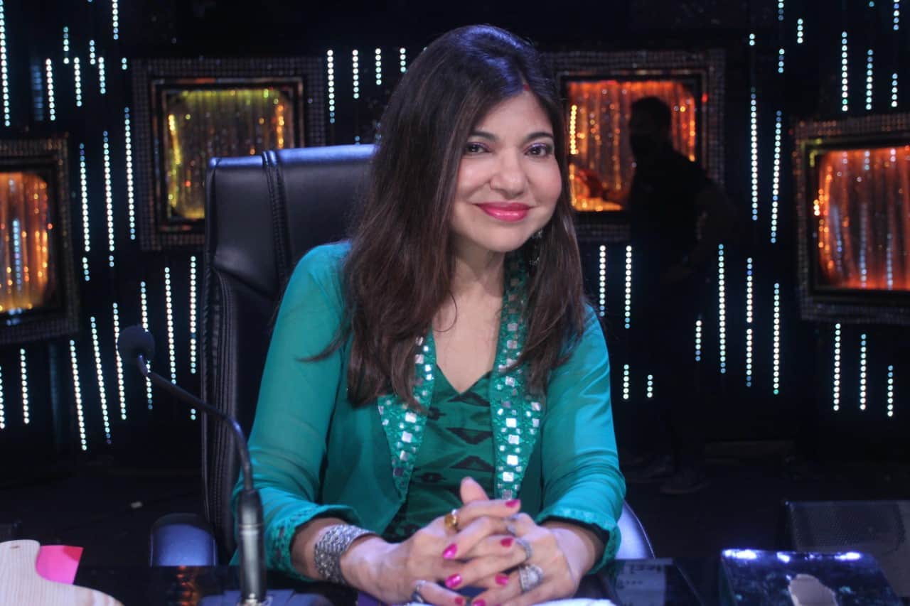 Alka Yagnik gets Emotional After Remember Her Late Father Says I Was Depressed That Time