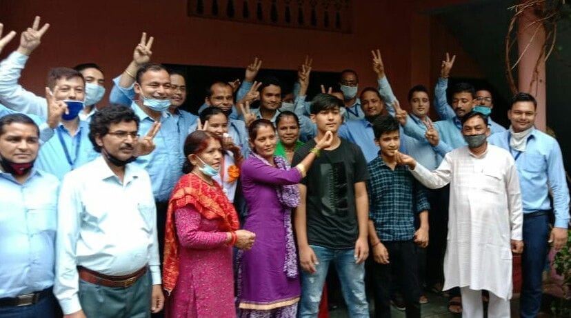 gaurav and sumit became district topper