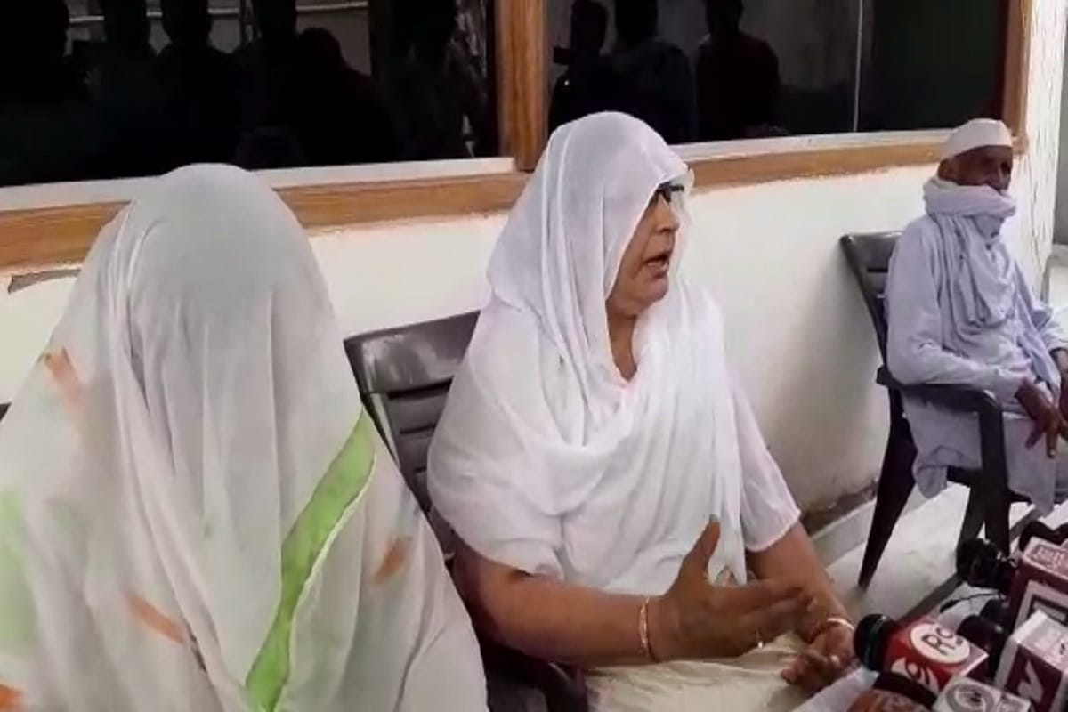 Baghpat News: Criminal Sunil Rathi mother's has statement that fear in her family from BJP MLA Yogesh Dhama