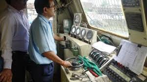 Loko pilot are doing work to cleark