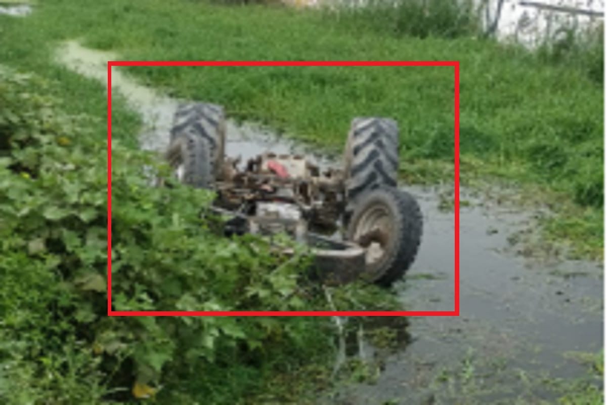 Two youths killed and one injured in road accident at Shamli
