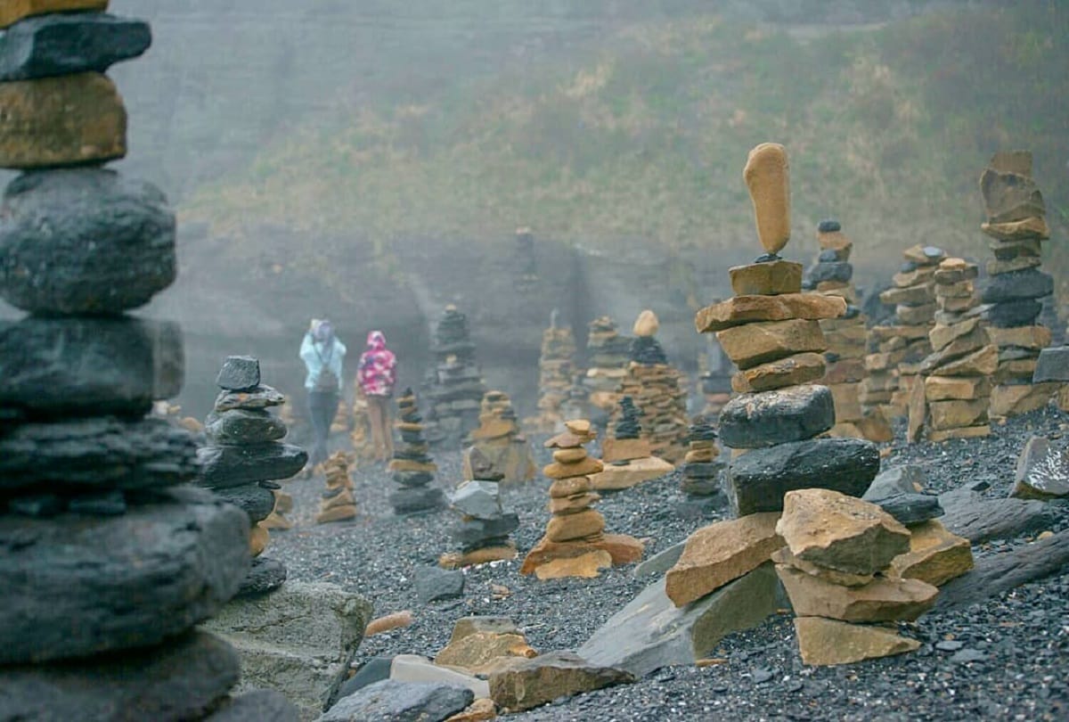 Russian Stonehenge beach is covered with hundreds of man made stone towers