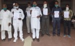 जिला प्रशासन को अपनी मागों को ज्ञापन देने जाते बहुजन क्रांति र्मोचा के कार्यकर्ता।