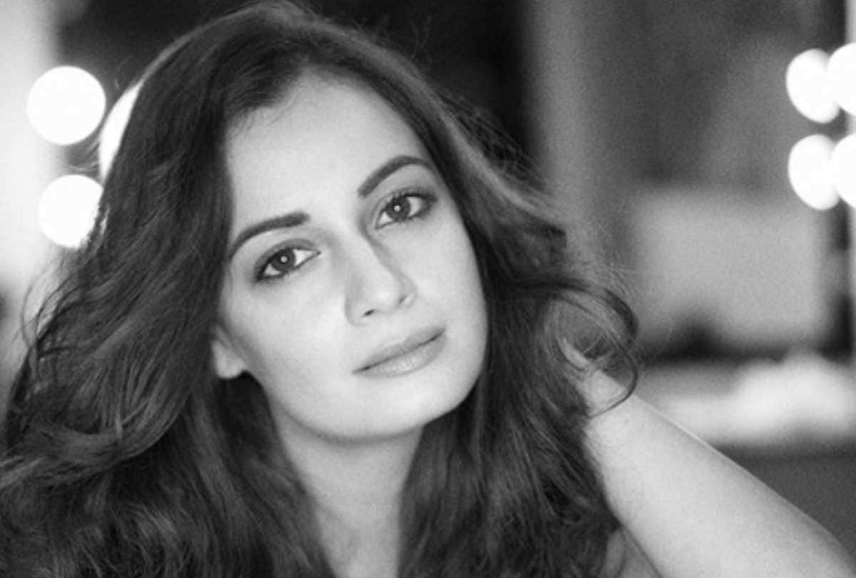 -Black And White Photo Challenge:Sara Ali Khan Anushka Sharma To Shilpa Shetty