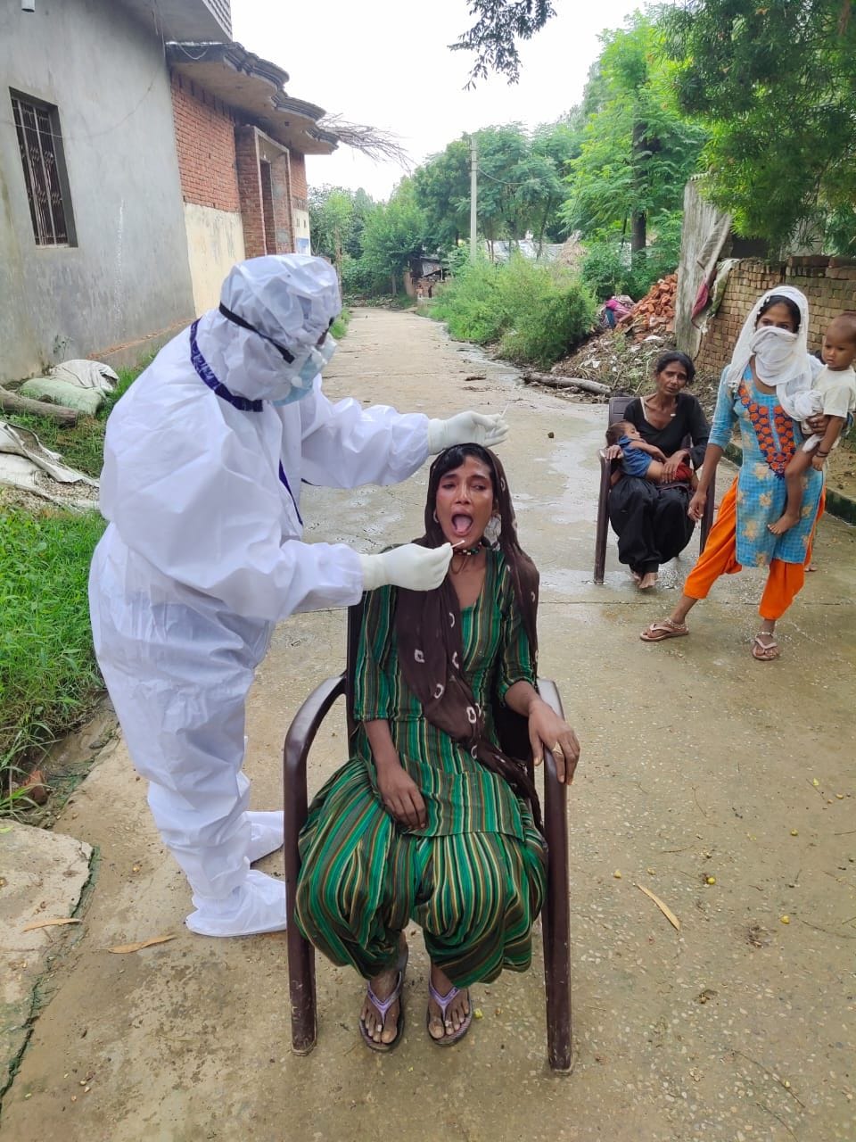 Protest against team that went to sample in Amberpur, uproar