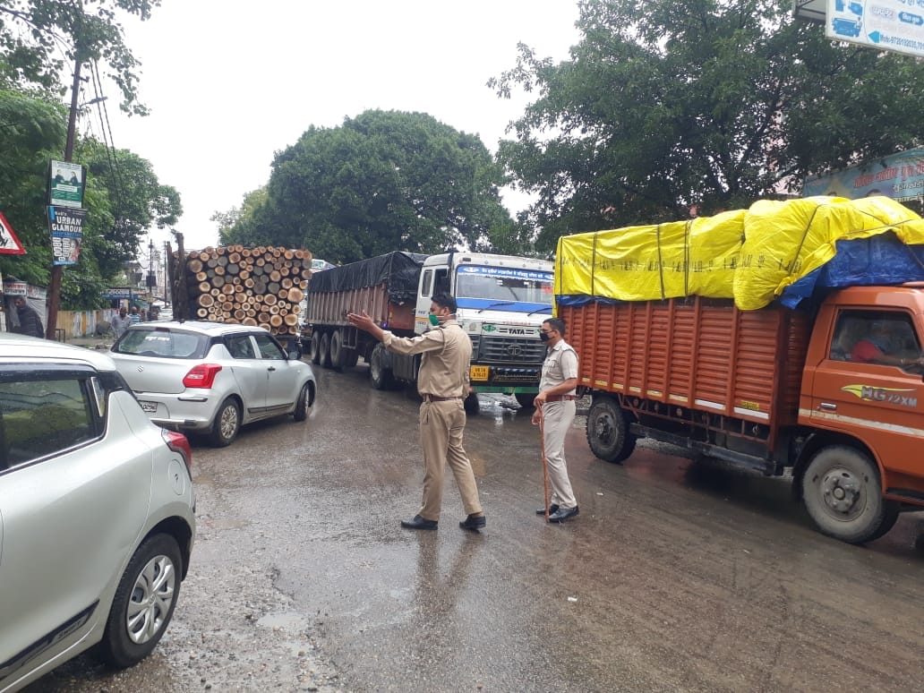 Road construction created trouble, jammed