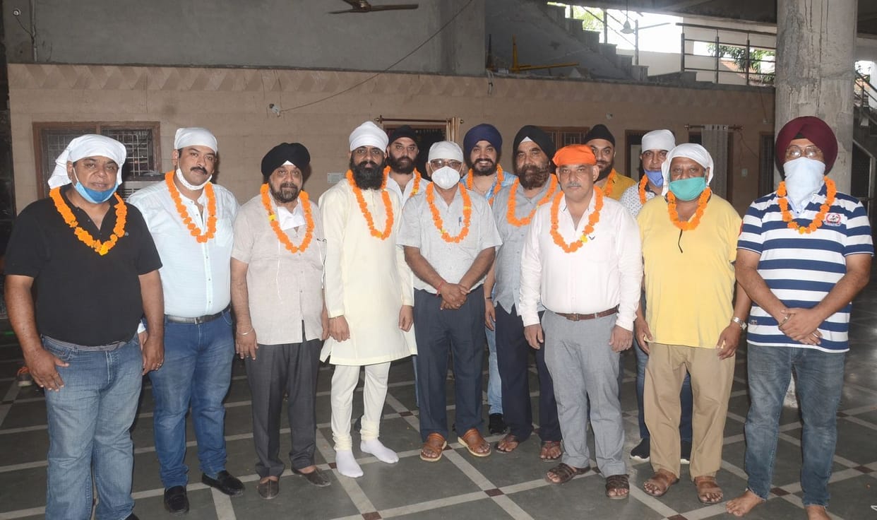 They will solve the problem of the traders by uniting