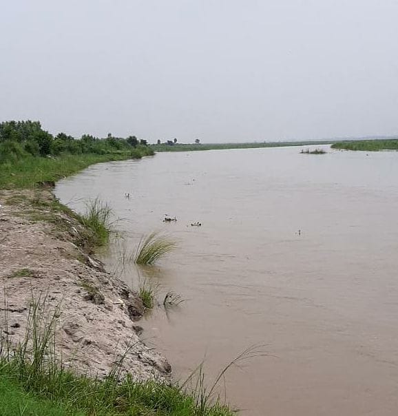 danger: the 1.85 lekh qucek water discharge from haridwar in ganga,  danger for hastinpur area