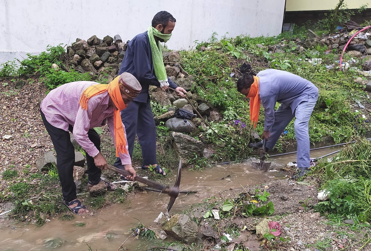 heavey rain,in bilaspur