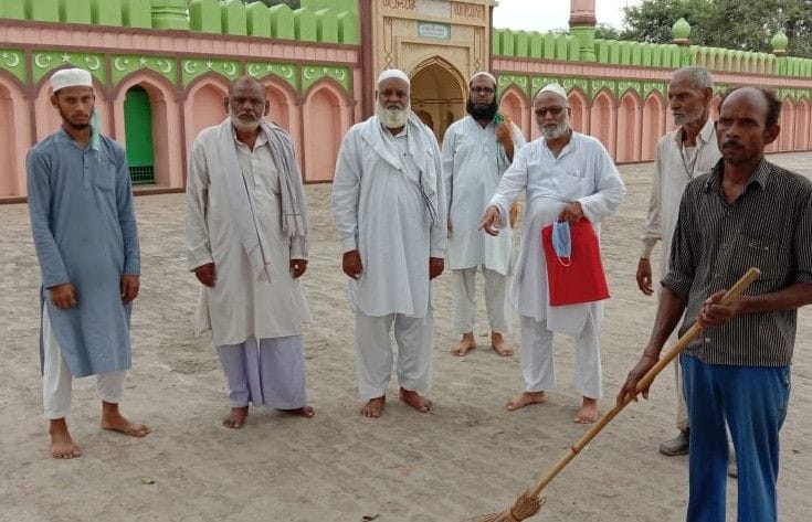 Hathras: One will celebrate the festival of Bakrid, prayers will not be held at Idgah