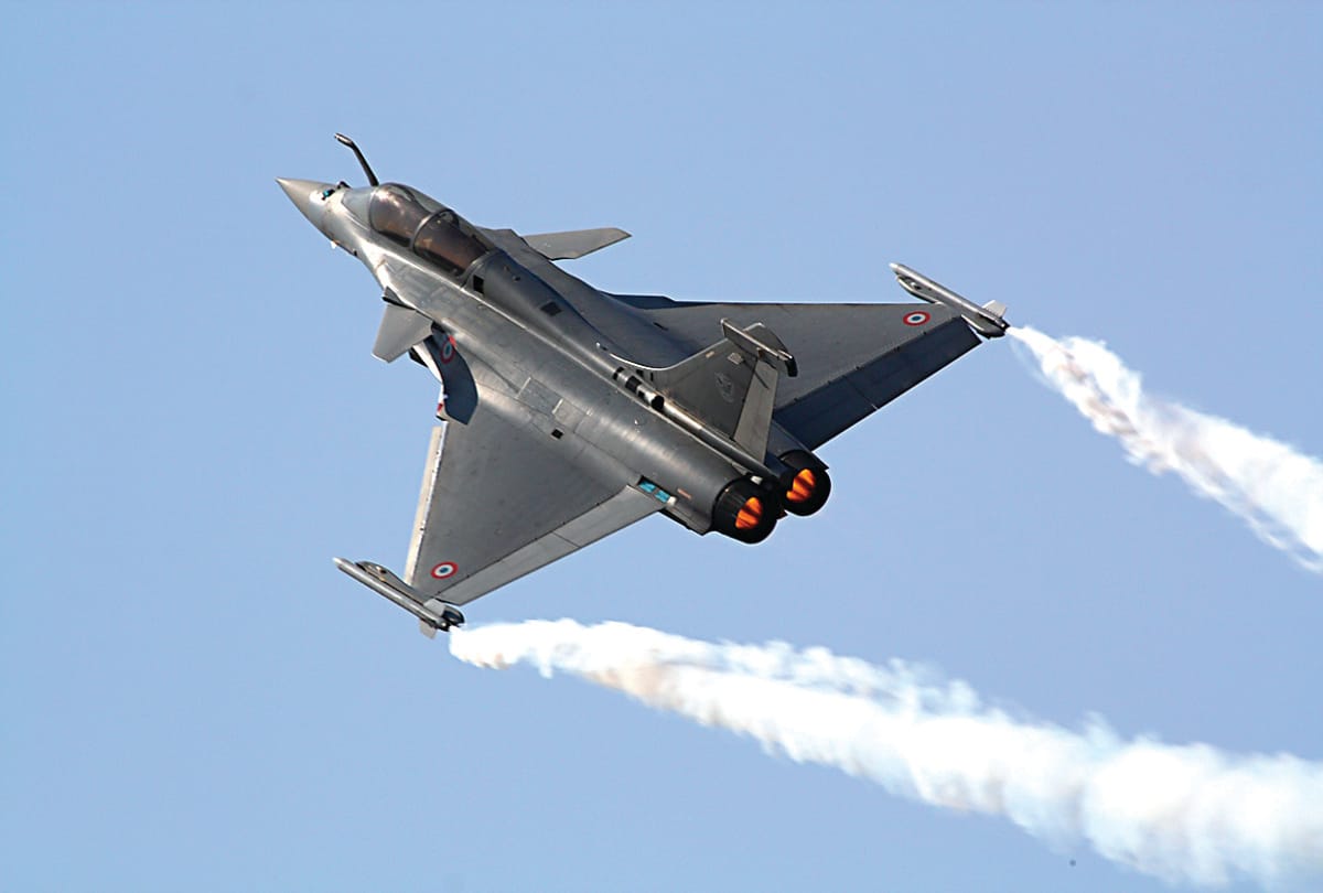 33 percent decreases in arms imports in India
