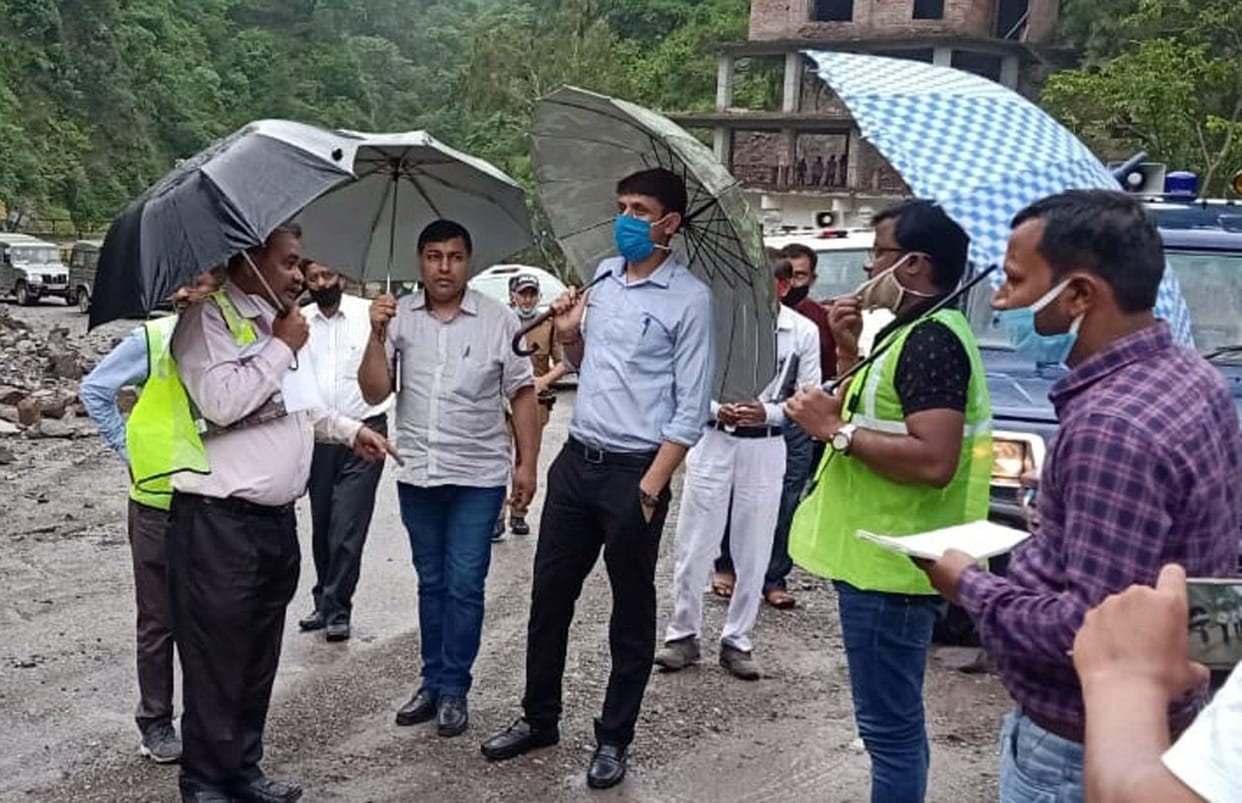 DM appeared on inspection and there was a glut of officials negligence