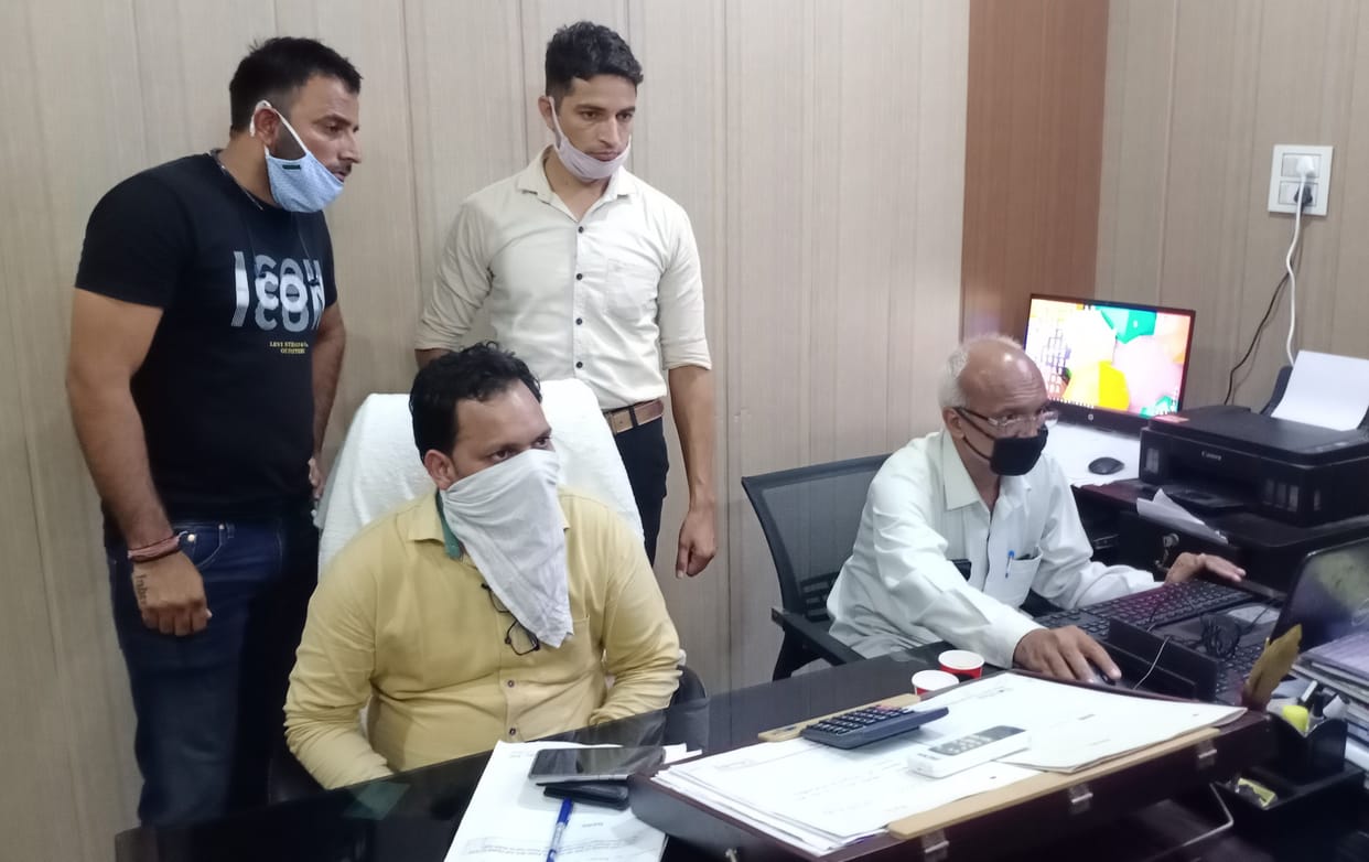 nagar parishad, EO, arrest,