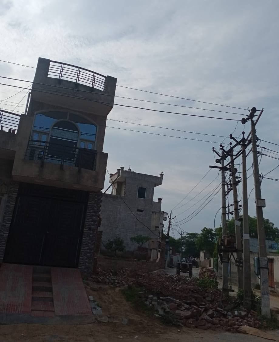 Youth dies due to high tension wires, one serious
