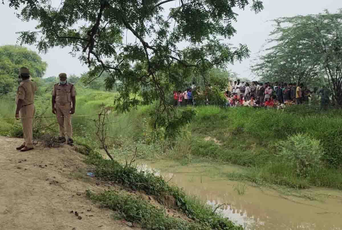 dead body of girl found in a drain in unnao