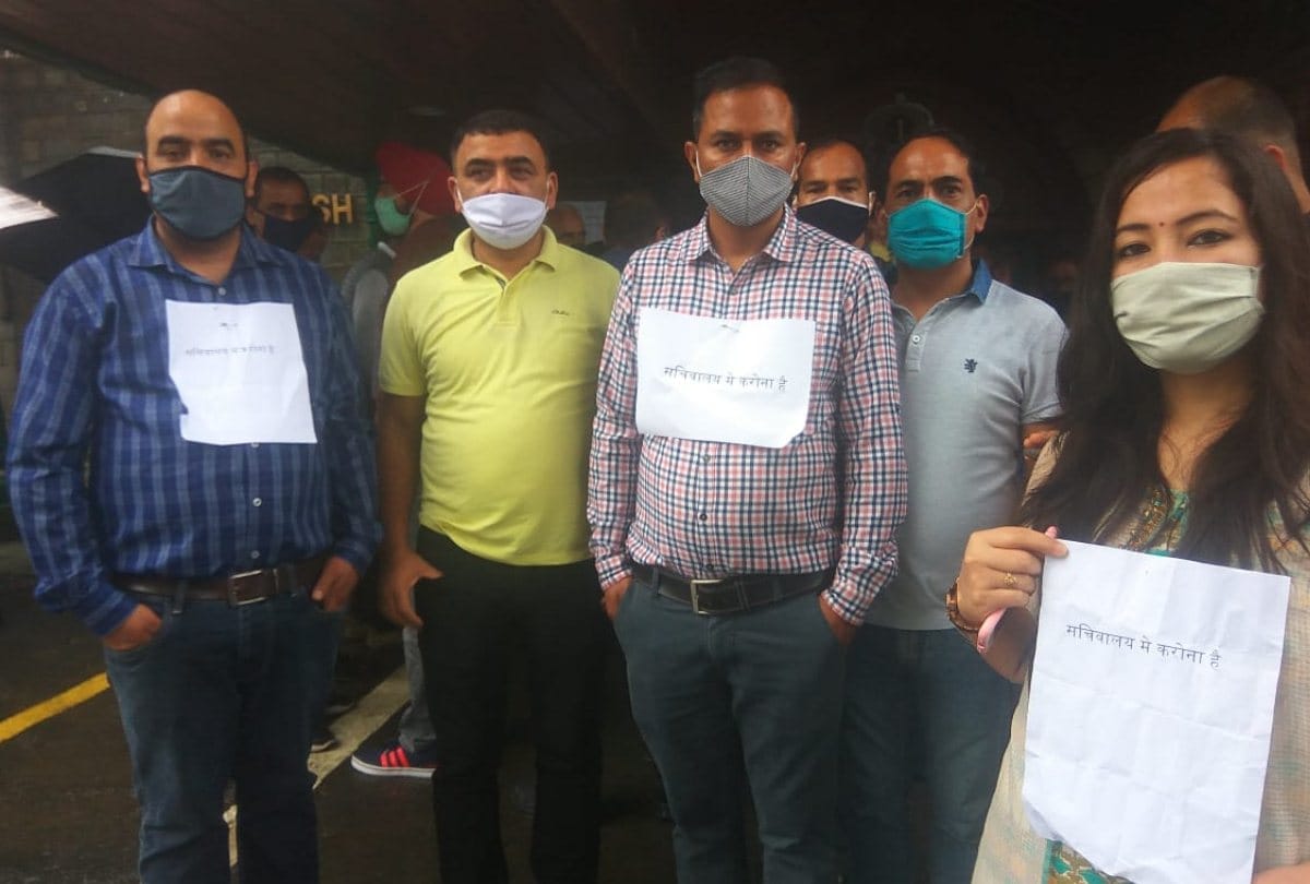 Himachal Cabinet Expansion Three New Cabinet Ministers Oath Taking Ceremony In Raj Bhawan Shimla and protest outside Himachal pradesh secretariat