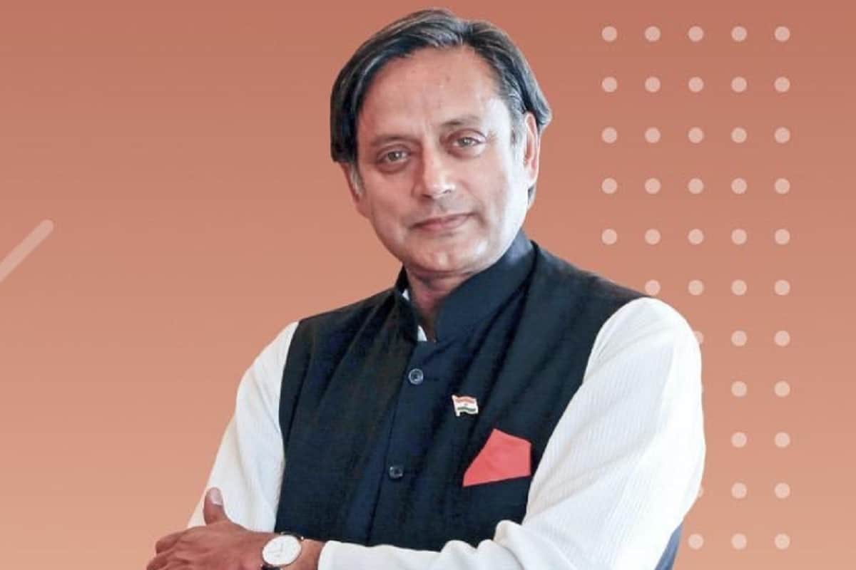 Shashi Tharoor responds to Kangana Ranaut tweet says I had like all Indian women to be as empowered as you