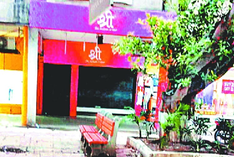 Coronavirus, Lockdown Effect on Businessman and Shopkeepers of Chandigarh