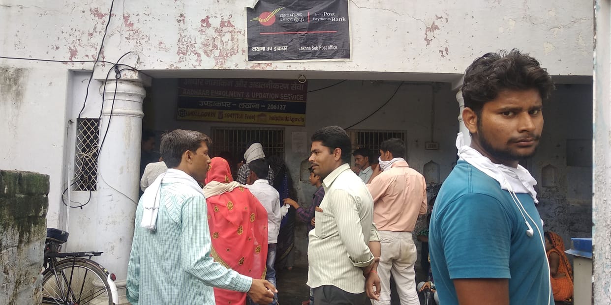 Crowd for Aadhaar card at Lakhna post office