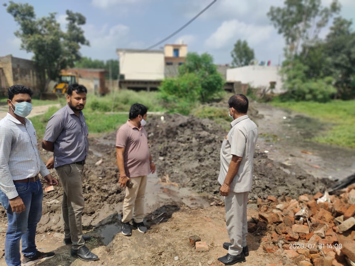Water pours into the houses of Sadauli and Hammali after rain