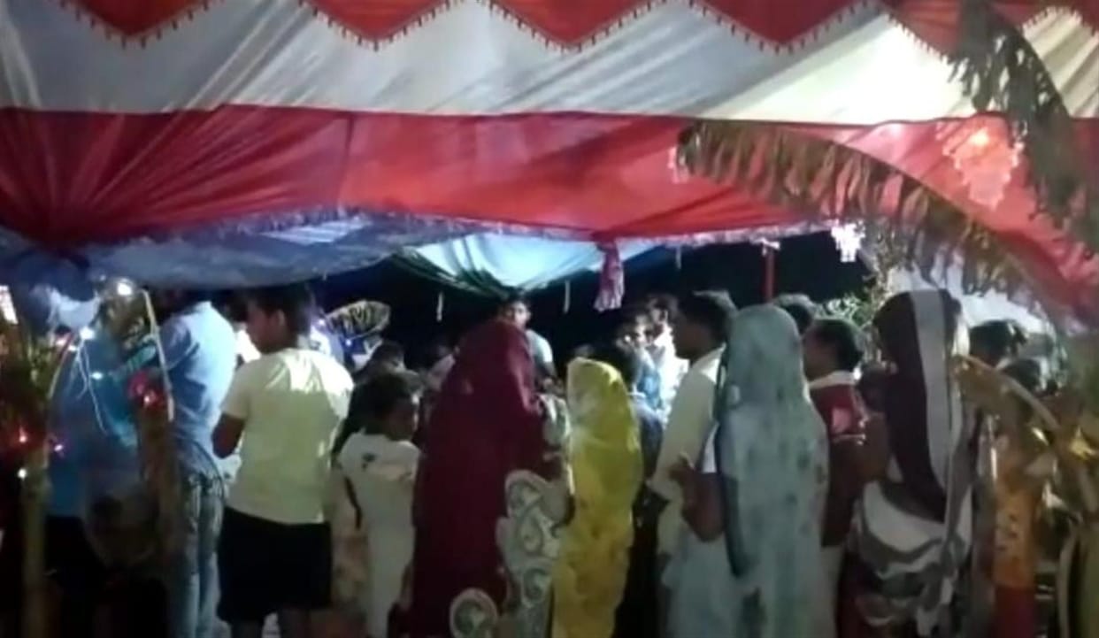 Hathras: Ramayana recitation happening without permission, police stopped