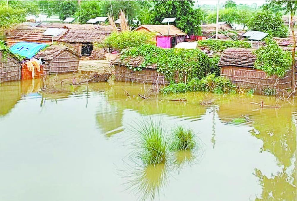 Flood like situation in Gonda and balrampur.