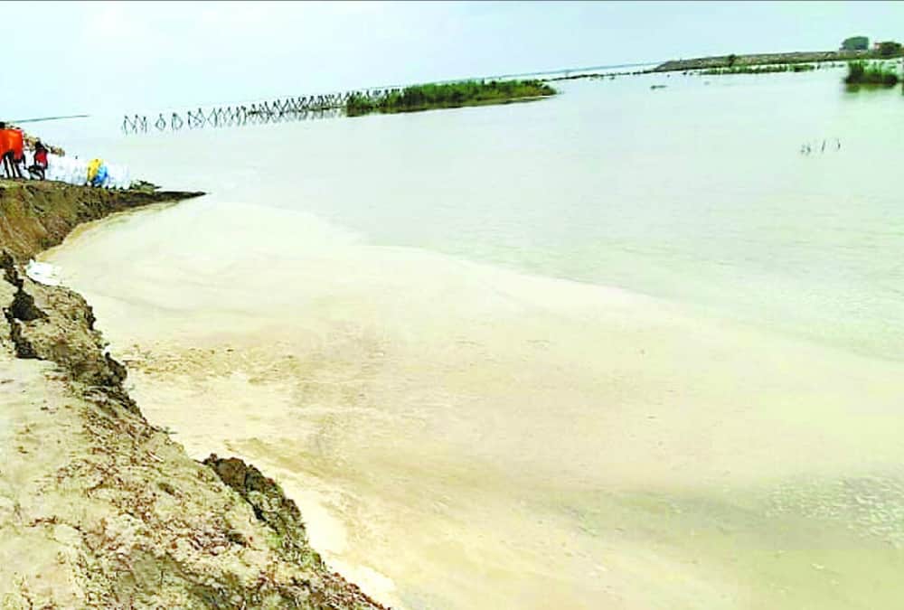 Latest Gorakhpur Flood update news and see latest Photos