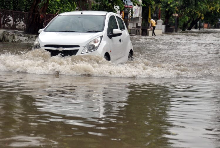 Weather update in hindi:: Heavy rain warning in seven districts of Haryana Today